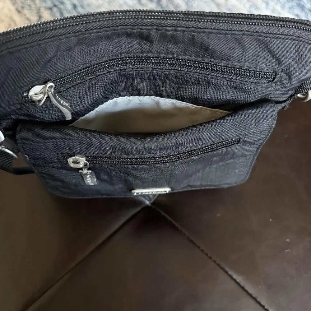 Baggallini Crossbody Bag Womens Medium Black Nylon RFID Travel Zip Pockets
